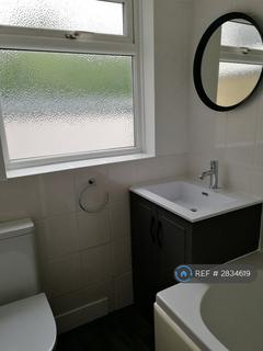 2 bedroom flat to rent, Blackheath, London, SE3