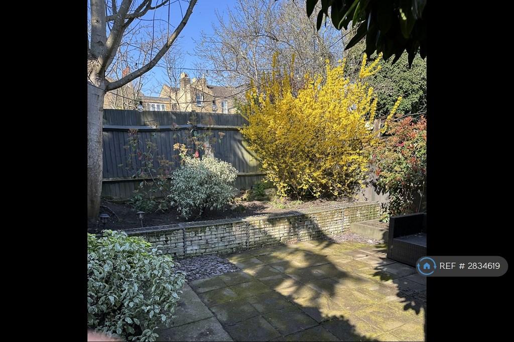 Courtyard Garden