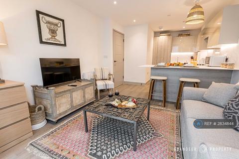 1 bedroom flat to rent, East Quay Road, Bournemouth, BH15