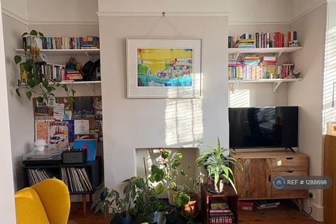 1 bedroom flat to rent, London, London, SW2