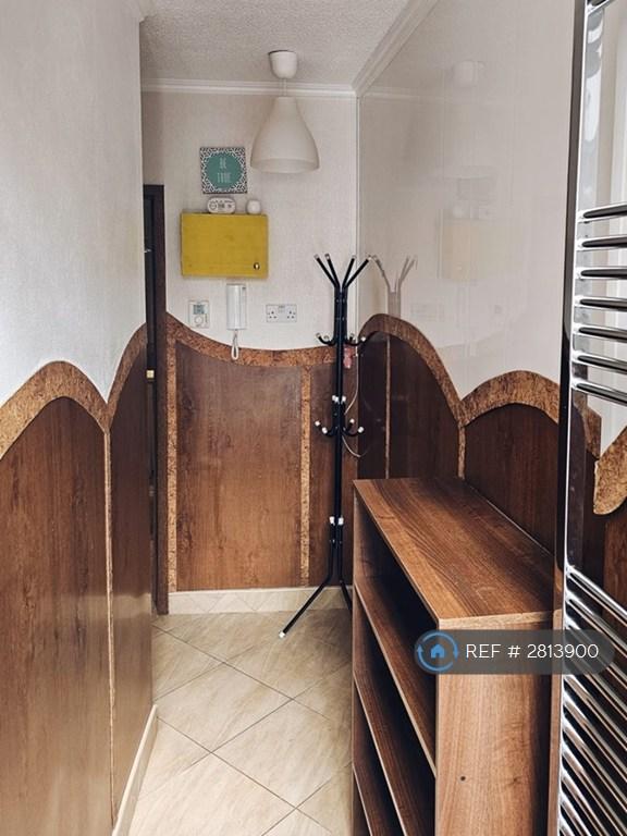 Entry Hallway