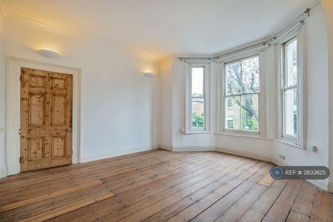 1 bedroom end of terrace house to rent, Bushey Hill Road, London, SE5