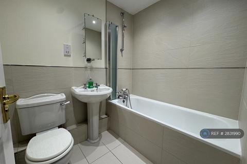 undefined, Horseshoe Crescent, Southend-On-Sea, SS3