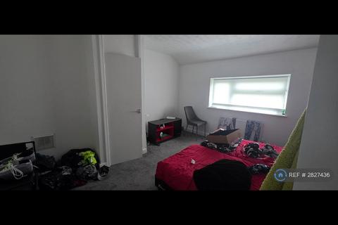 3 bedroom semi-detached house to rent, Gale Road, Liverpool, L21