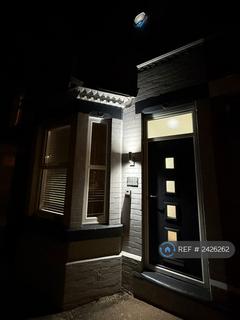 2 bedroom terraced house to rent, Burton Avenue, Doncaster, DN4