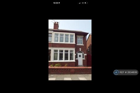 undefined, North Avenue, Blackpool, FY3