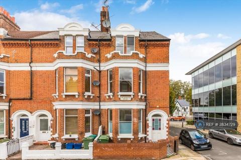 undefined, St Johns Road, Richmond, TW9