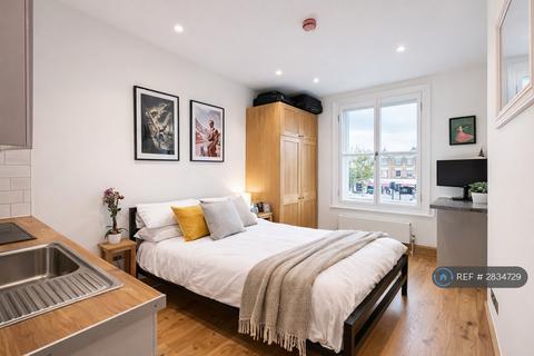 undefined, St Johns Road, Richmond, TW9