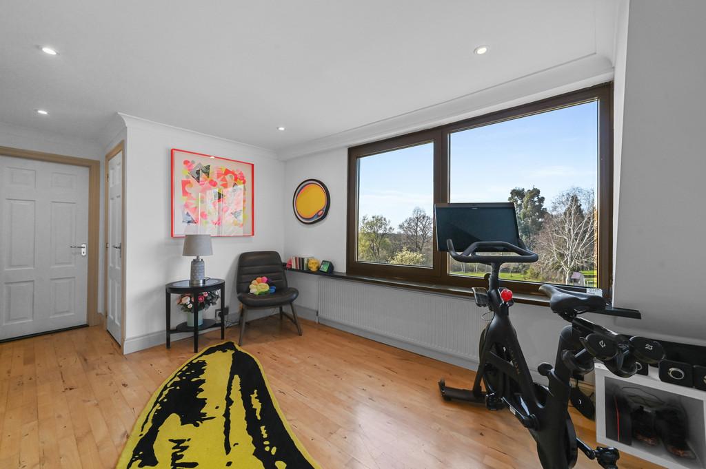 Mill Hill-bedroom.gym
