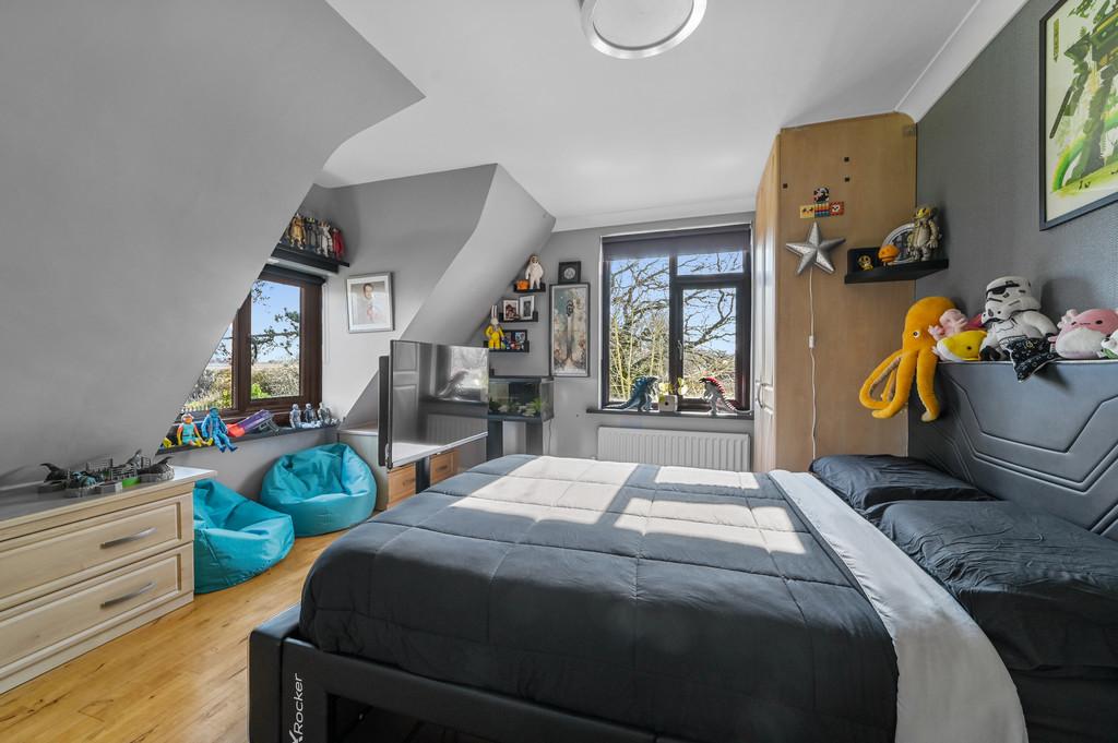 Mill Hill-bedroom