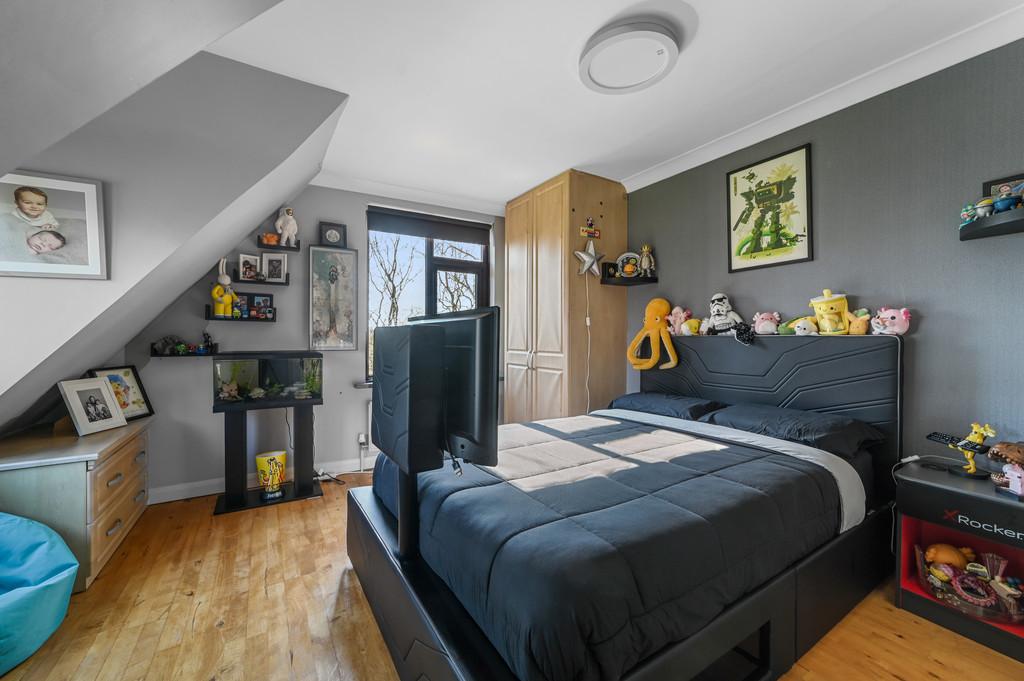 Mill Hill-bedroom