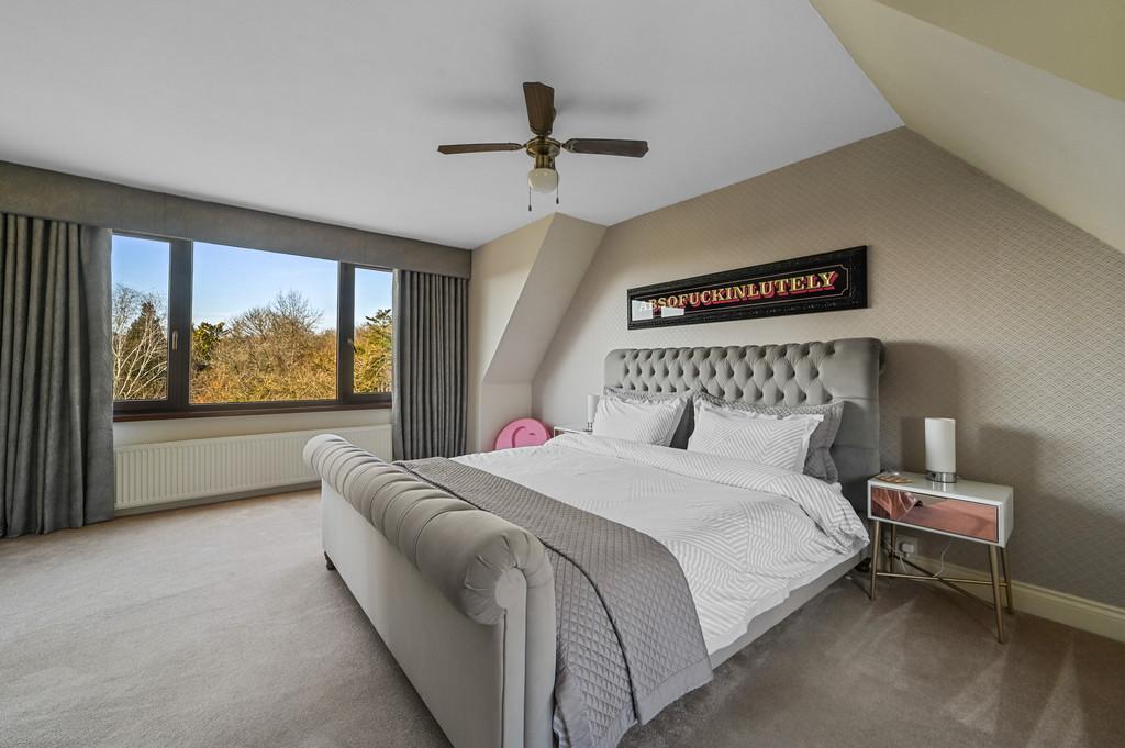 Mill Hill-bedroom