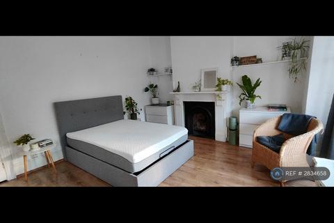 undefined, Battledean Road, London, N5