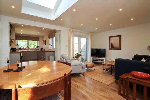 2 bedroom bungalow for sale, Fernlea Gardens, Tyne and Wear NE40