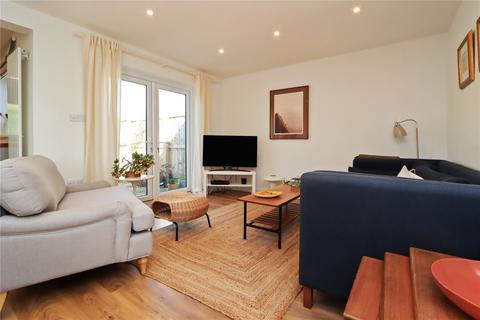 2 bedroom bungalow for sale, Fernlea Gardens, Tyne and Wear NE40