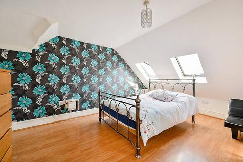 undefined, Chatsworth Gardens, Acton, London, W3