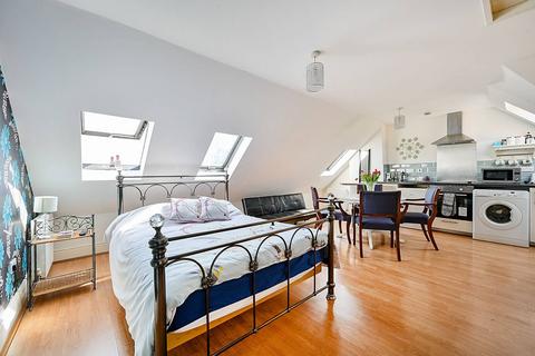 undefined, Chatsworth Gardens, Acton, London, W3