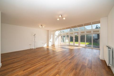 undefined, Offord Grove, Leavesden