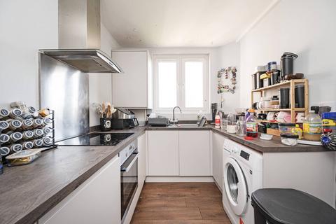 1 bedroom flat for sale, Banister House, Homerton, London, E9