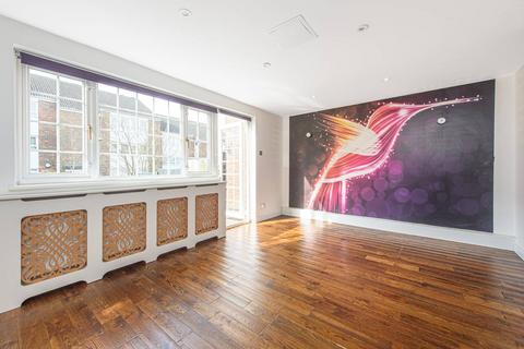 3 bedroom terraced house to rent, Laurel View, Woodside Park, London, N12
