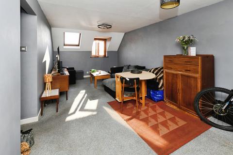 2 bedroom flat for sale, Angle Side, Braintree, Essex, CM7