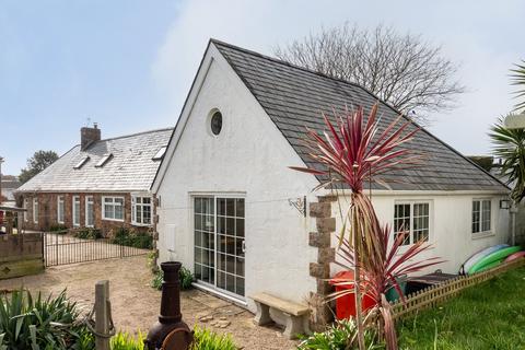 3 bedroom cottage for sale, Rue du Bocage, St Peter JE3