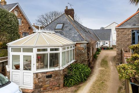 3 bedroom cottage for sale, Rue du Bocage, St Peter JE3