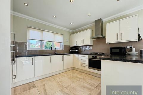 undefined, East Road, Herts CM23