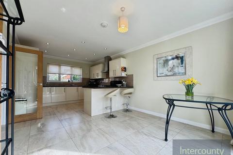 undefined, East Road, Herts CM23
