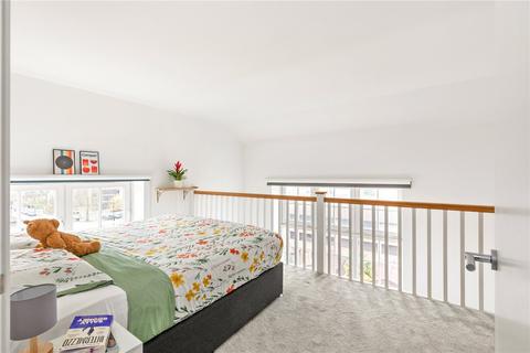 1 bedroom apartment for sale, Enfield Road, Islington, London, N1