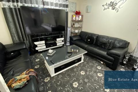 undefined, Brabazon Road, Hounslow, TW5