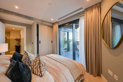 undefined, Regent's View, London E2