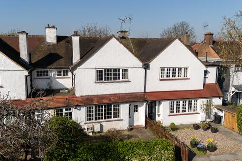 3 bedroom terraced house for sale, Warren Avenue, Richmond, Surrey, UK