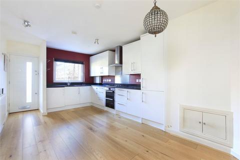 undefined, Garrick Close, Wandsworth, London