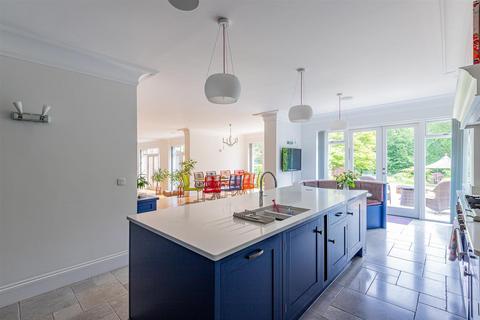 5 bedroom detached house for sale, Lisvane Road, Cardiff CF14