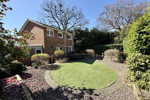 3 bedroom detached house for sale, Oakfield Drive, Crickhowell