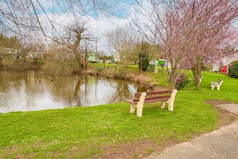 2 bedroom park home for sale, Sunnybank, Stafford