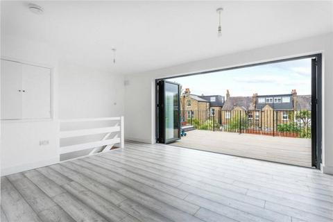 3 bedroom detached house for sale, Deerhurst Road, Streatham Common, London, SW16