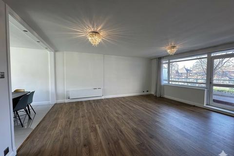 2 bedroom apartment to rent, Regents Park Road, Finchley, N3