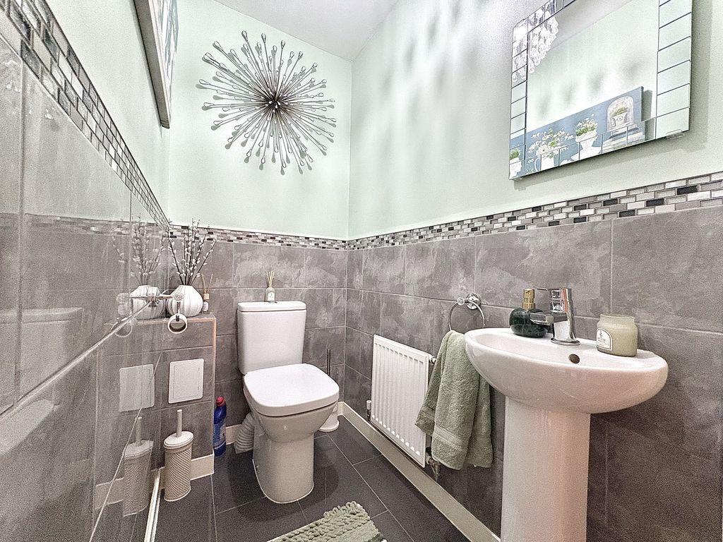 Downstairs wc