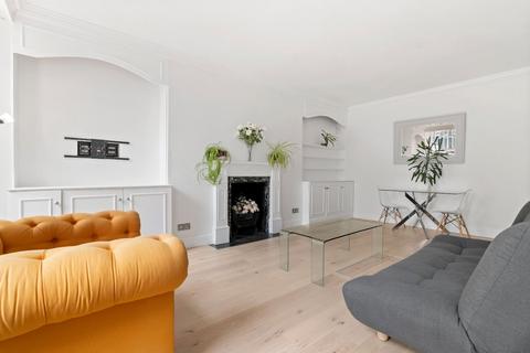2 bedroom flat to rent, Nevern Square, Earls Court, London