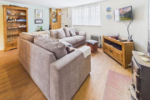 undefined, Round Corner Cottage, 14a West Street, Horncastle
