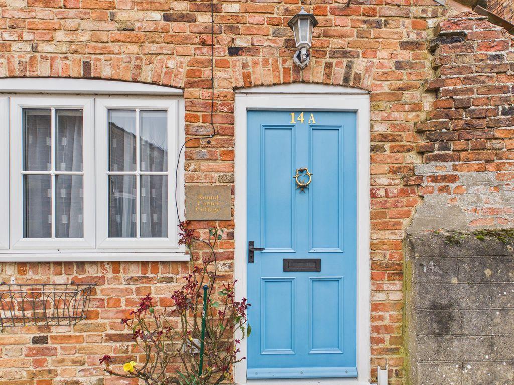 Round Corner Cottage