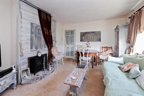 4 bedroom detached bungalow for sale, Clover Rise, WHITSTABLE