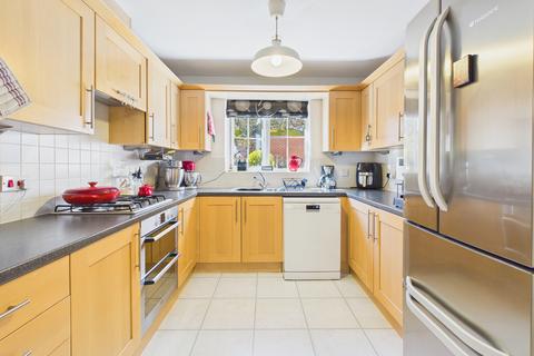 4 bedroom townhouse for sale, Weston Turville, Aylesbury HP22