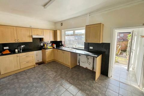2 bedroom terraced house for sale, Bolton Road, Kearsley