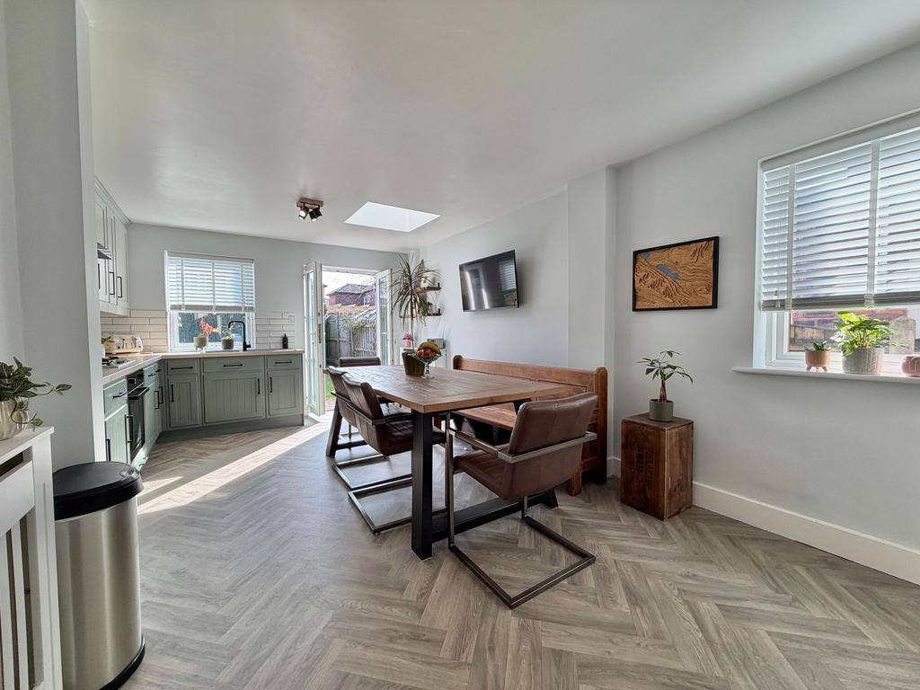 Dining Kitchen