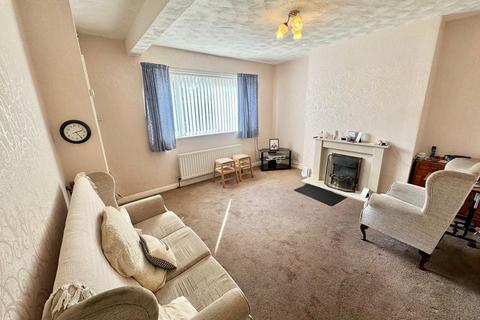 3 bedroom terraced house for sale, Holystone Crescent, High Heaton