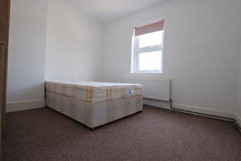 2 bedroom flat to rent, Two bedroom flat- Enfdield EN1