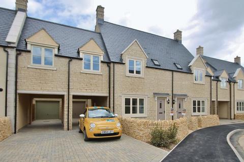 undefined, Jacobs Piece, Fairford, Gloucestershire